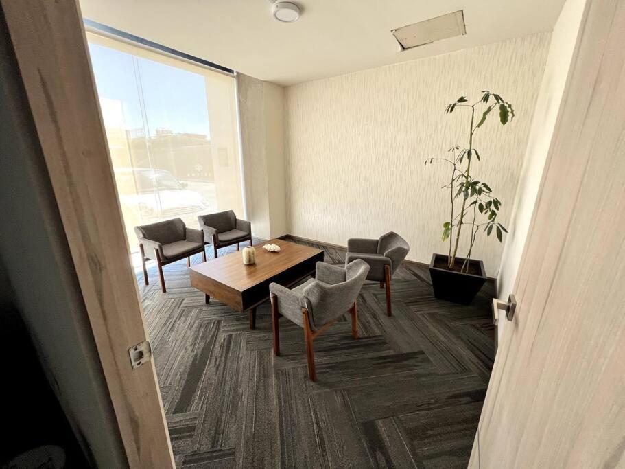 Luxury 3Br Apartment W Pool, Spa & Stunning Views 普埃布拉 外观 照片
