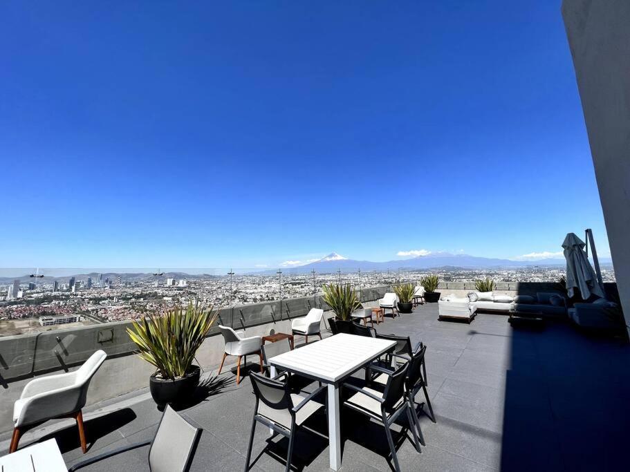 Luxury 3Br Apartment W Pool, Spa & Stunning Views 普埃布拉 外观 照片